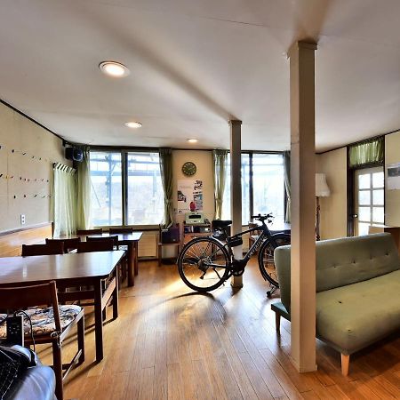 Kurumayama Kogen Guesthouse Urara Chino Esterno foto