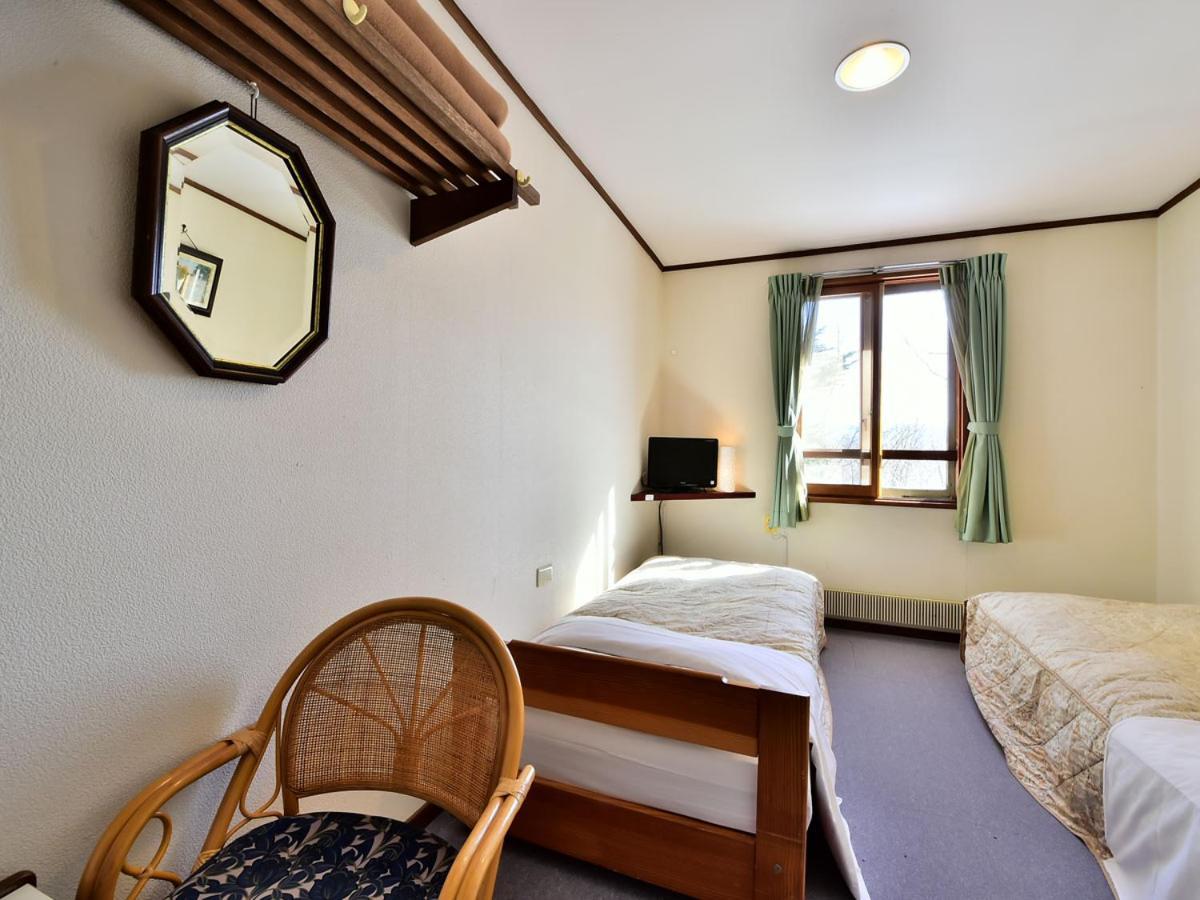 Kurumayama Kogen Guesthouse Urara Chino Esterno foto