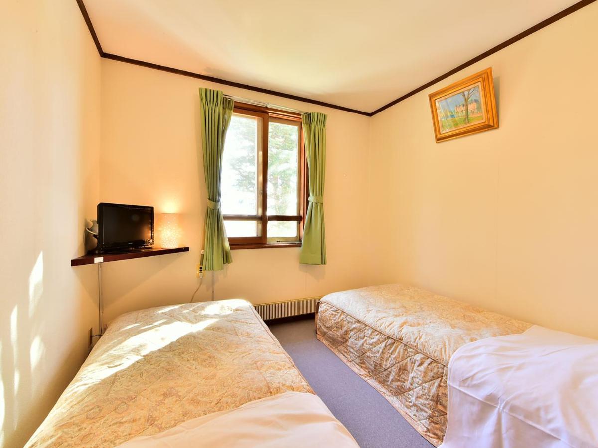 Kurumayama Kogen Guesthouse Urara Chino Esterno foto